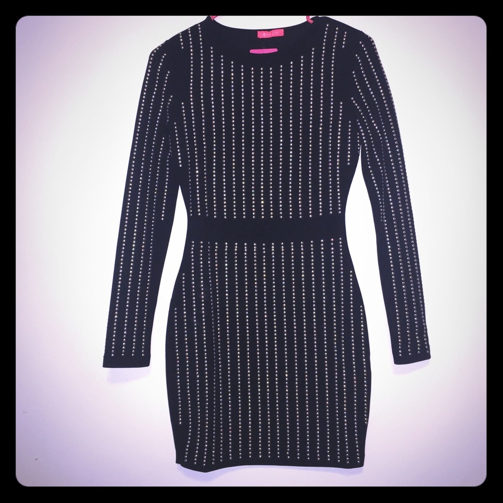💥Super Sexy💥Black Stud Long Sleeve Bodycon Dress